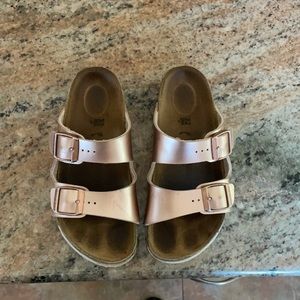 Kids Birkenstock Arizona Size 32 Rose Gold